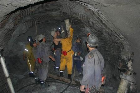 涟源工程爆破中的危险因素分析以及应对工程爆破危险的措施